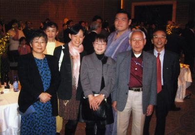 TZ_051110_02.jpg